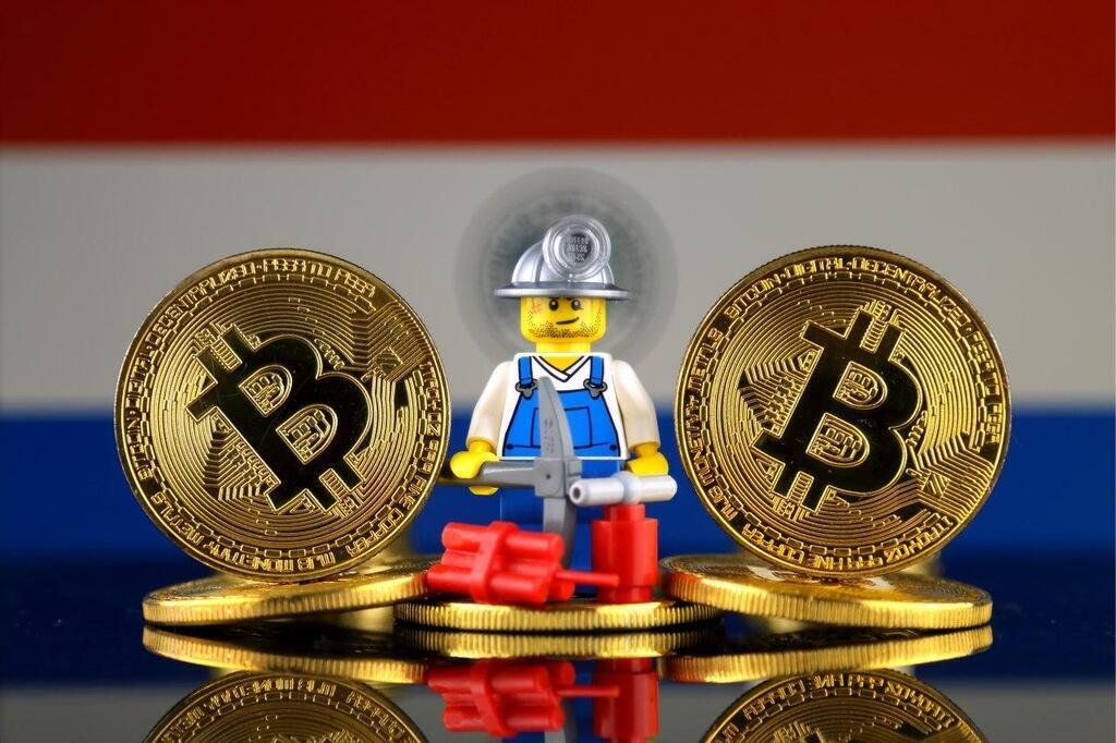 Paraguay directs Bitcoin miners to comply with registration