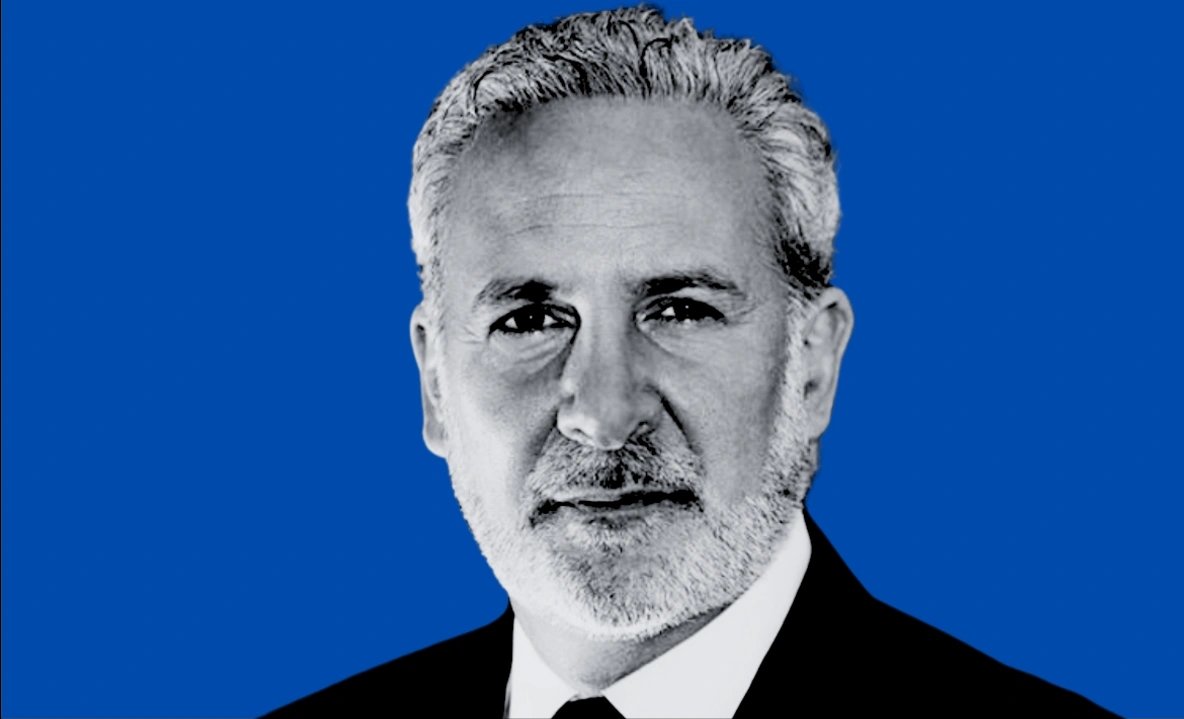 Peter Schiff challenges President Trump to a debate about the US economy